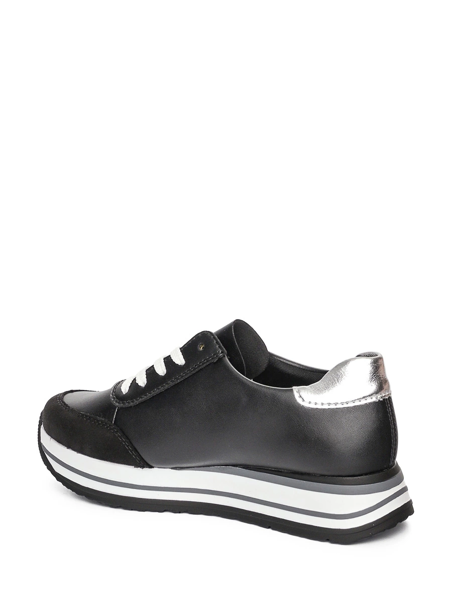 Черные кроссовки с серебристыми деталями